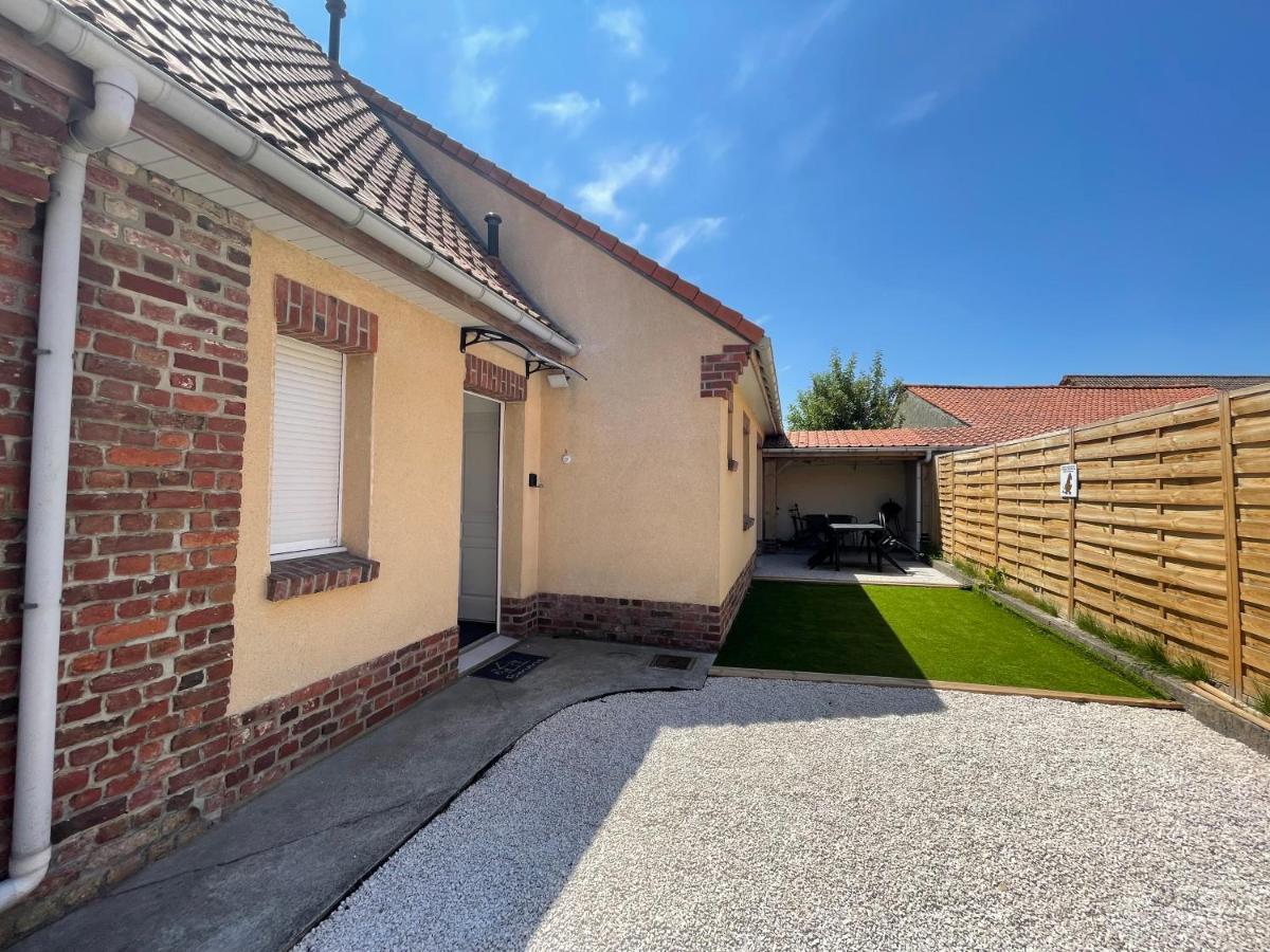 Vila Gite A La Campagne Mais Proche De Tout Moringhem Exteriér fotografie